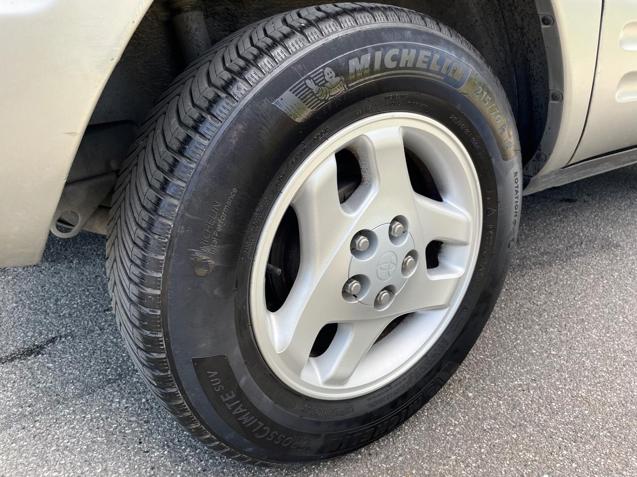 Toyota RAV 4 2.0i 16V cat 3 porte Fun *4x4*