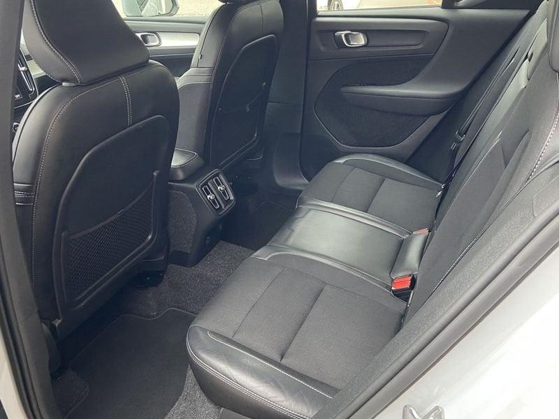 Volvo XC40 T3 Business Plus