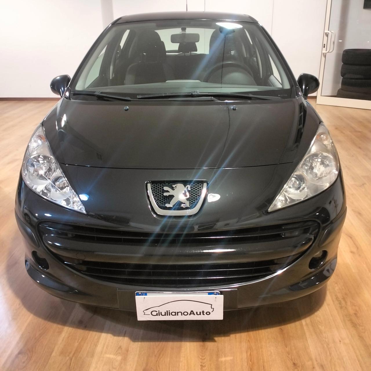 PEUGEOT 207