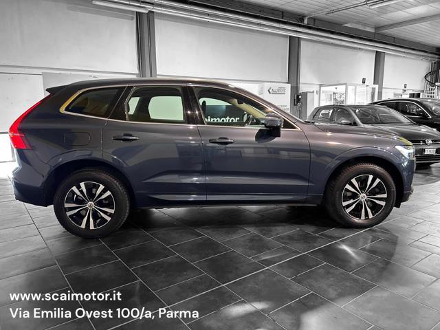 VOLVO XC60 B4 (d) Geartronic Momentum Pro