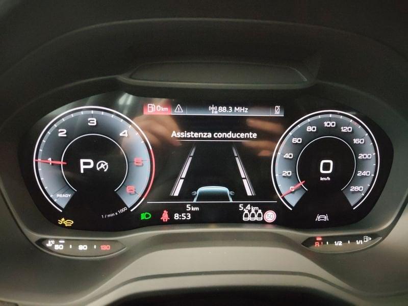 Audi Q2 35 TDI S tronic Business Advanced