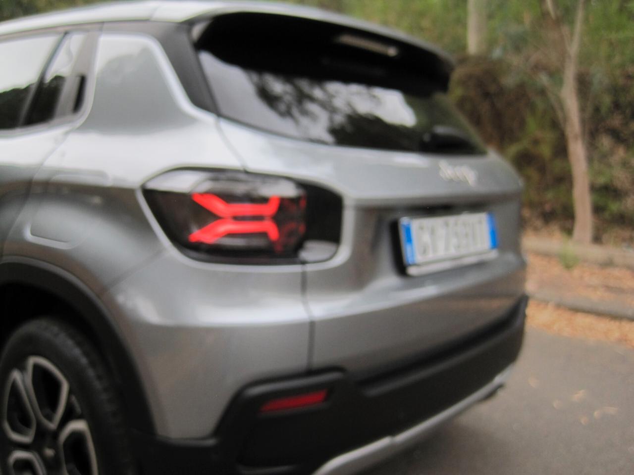 Jeep Avenger 1.2 Turbo 100 CV Summit