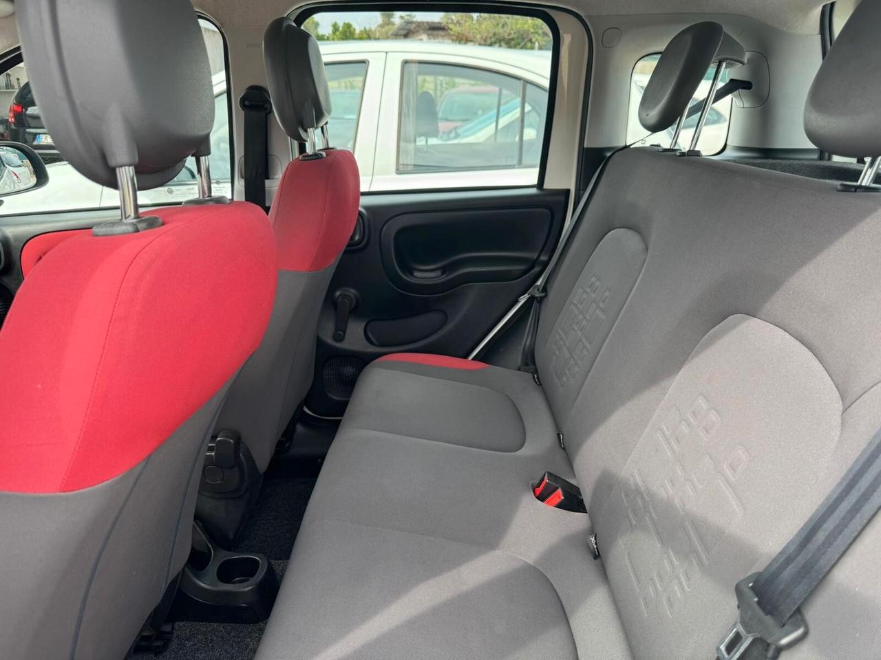 Fiat Panda 0.9 TwinAir Turbo Natural Power Lounge