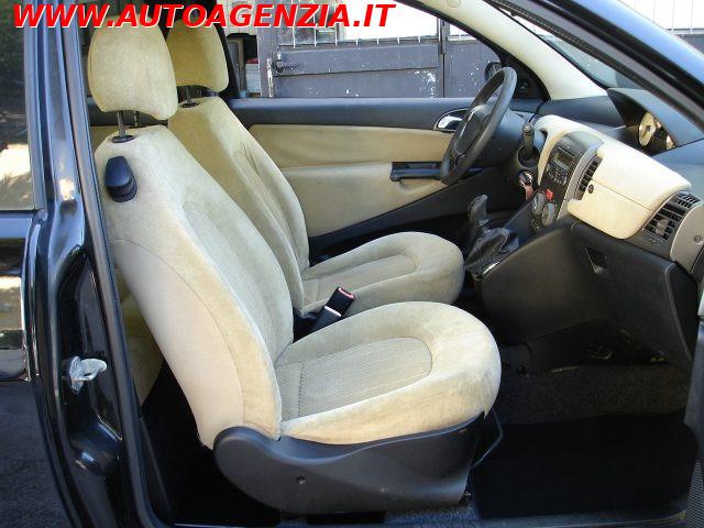 LANCIA Ypsilon 1.2