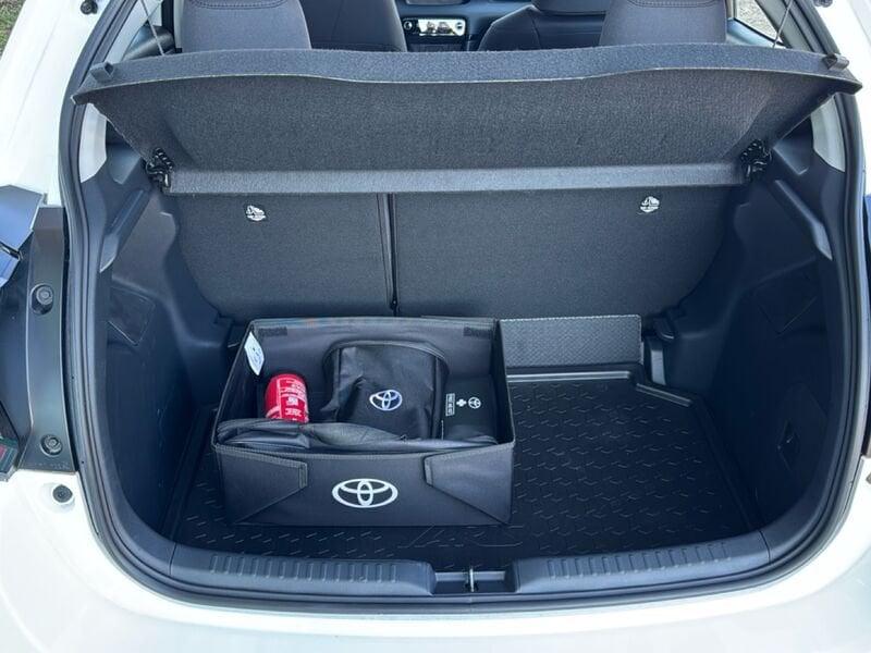 Toyota Yaris Yaris 1.5h Active