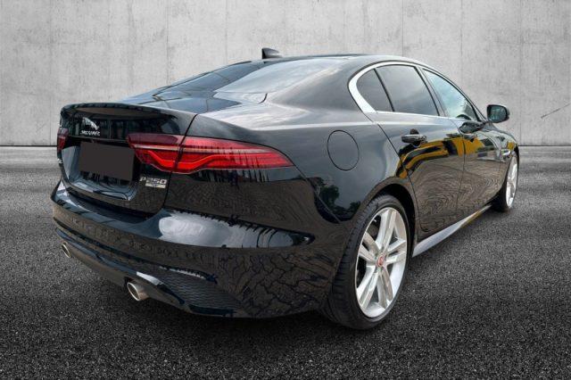 JAGUAR XE 2.0 250 CV aut. R-Dynamic SE