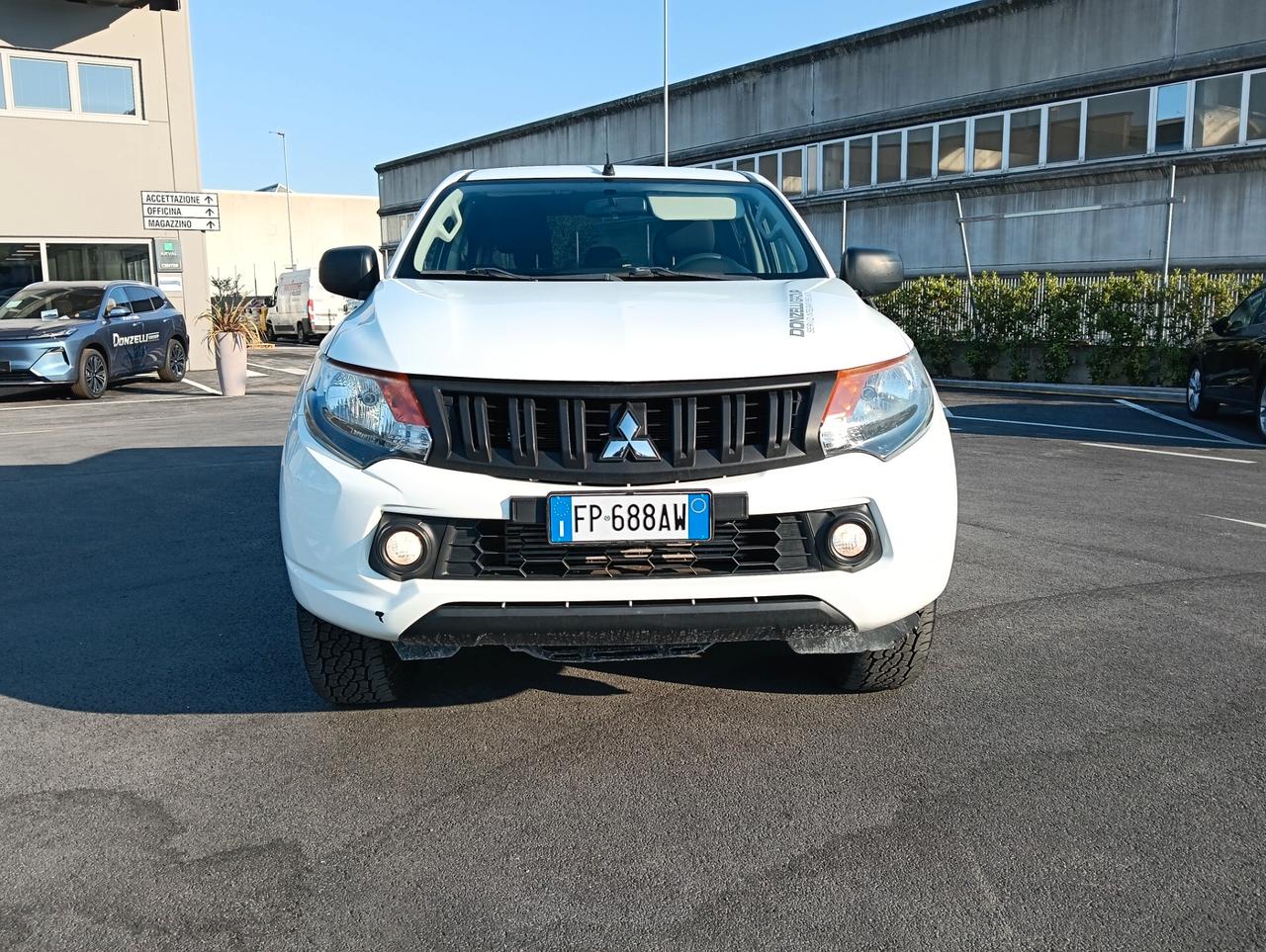 Mitsubishi L200 2.4 DI-D/154CV Double Cab Inform