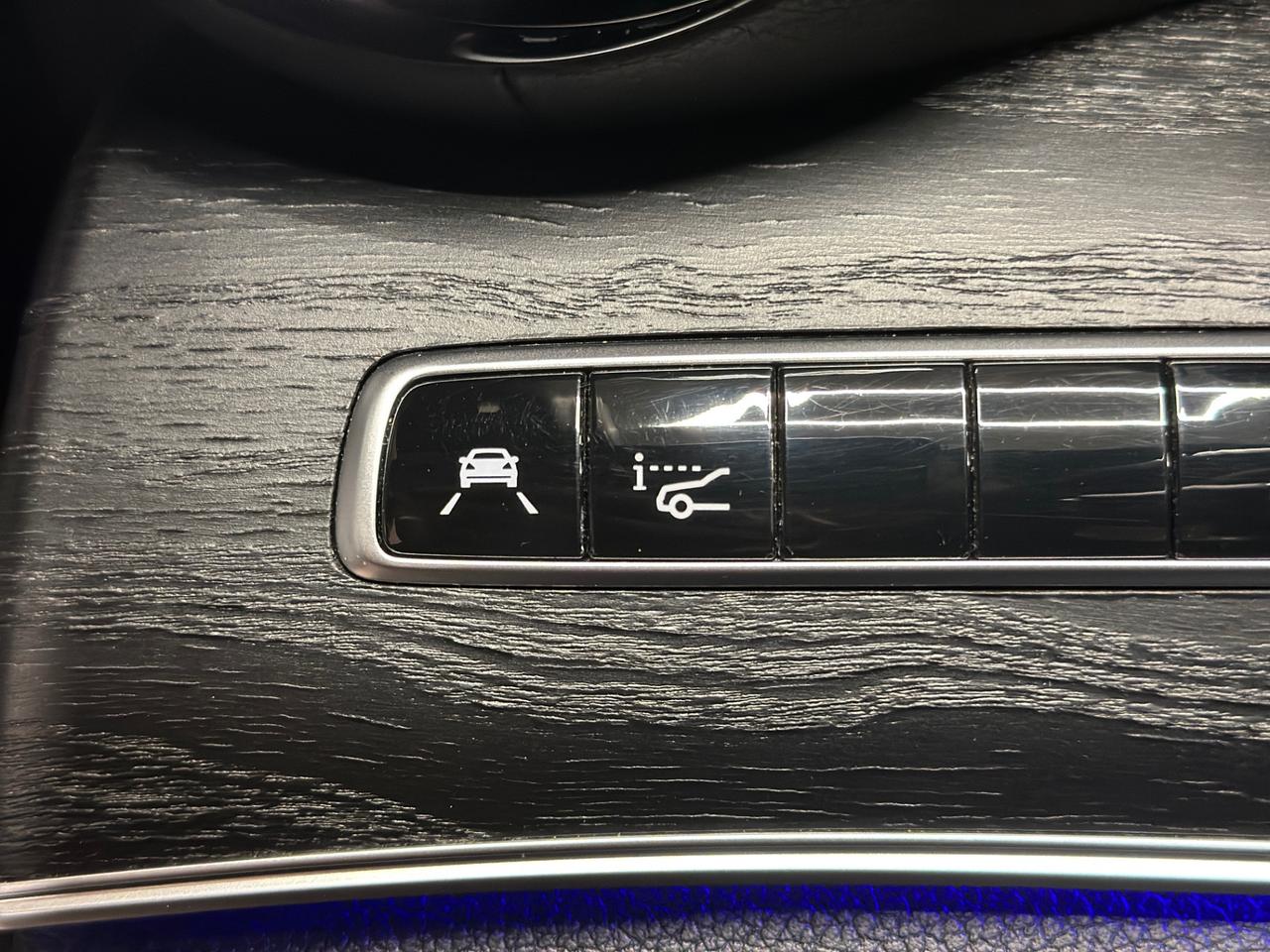 Mercedes-Benz E 220 E Cabrio 220 d Premium Plus auto