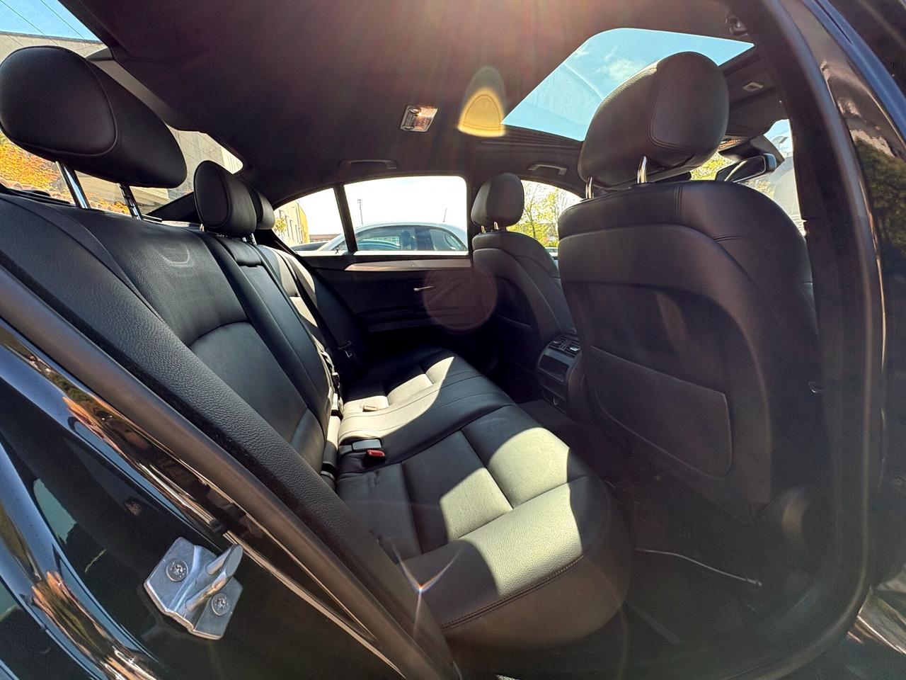 BMW 520D BERLINA "M-SPORT"- 86000km -EURO 6-FULL