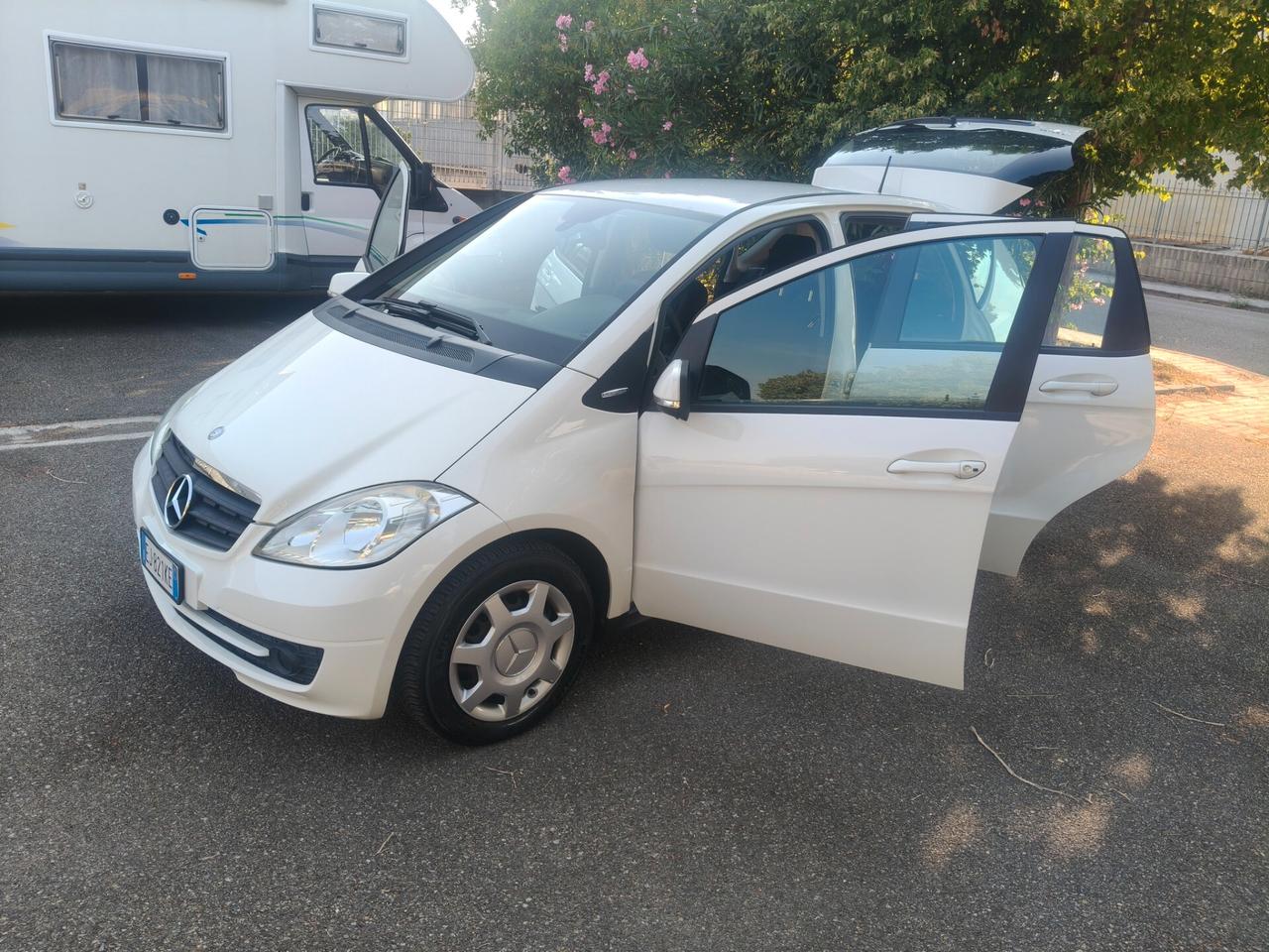 Mercedes-benz A 160 CDI 2011 NEOPATENTATI