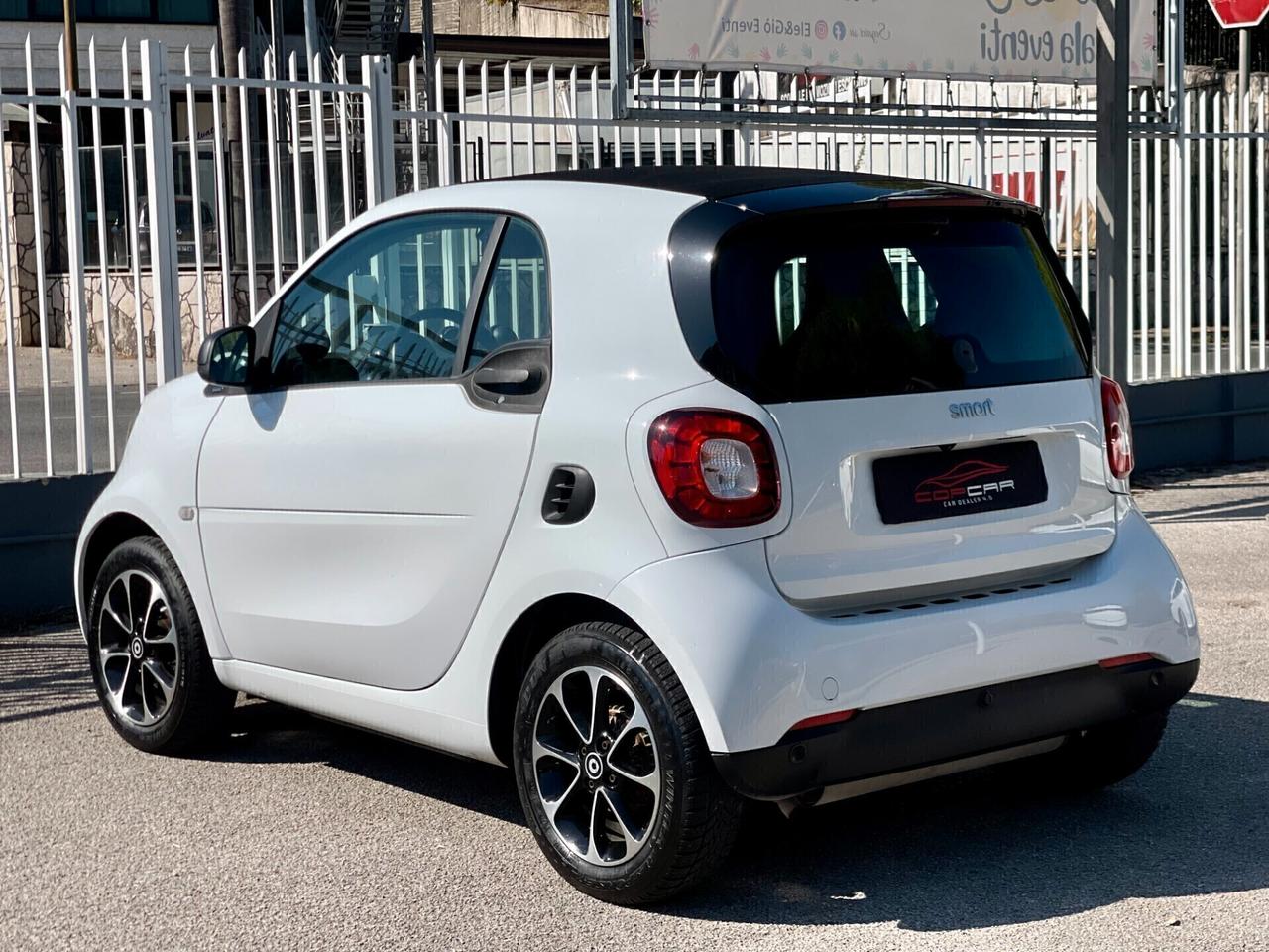 Smart ForTwo 70 1.0 twinamic Passion LED 2018