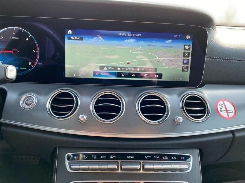 Mercedes-Benz Classe E E 220 d Mild hybrid S.W. AMG Line Night Pack tetto Camera 360°