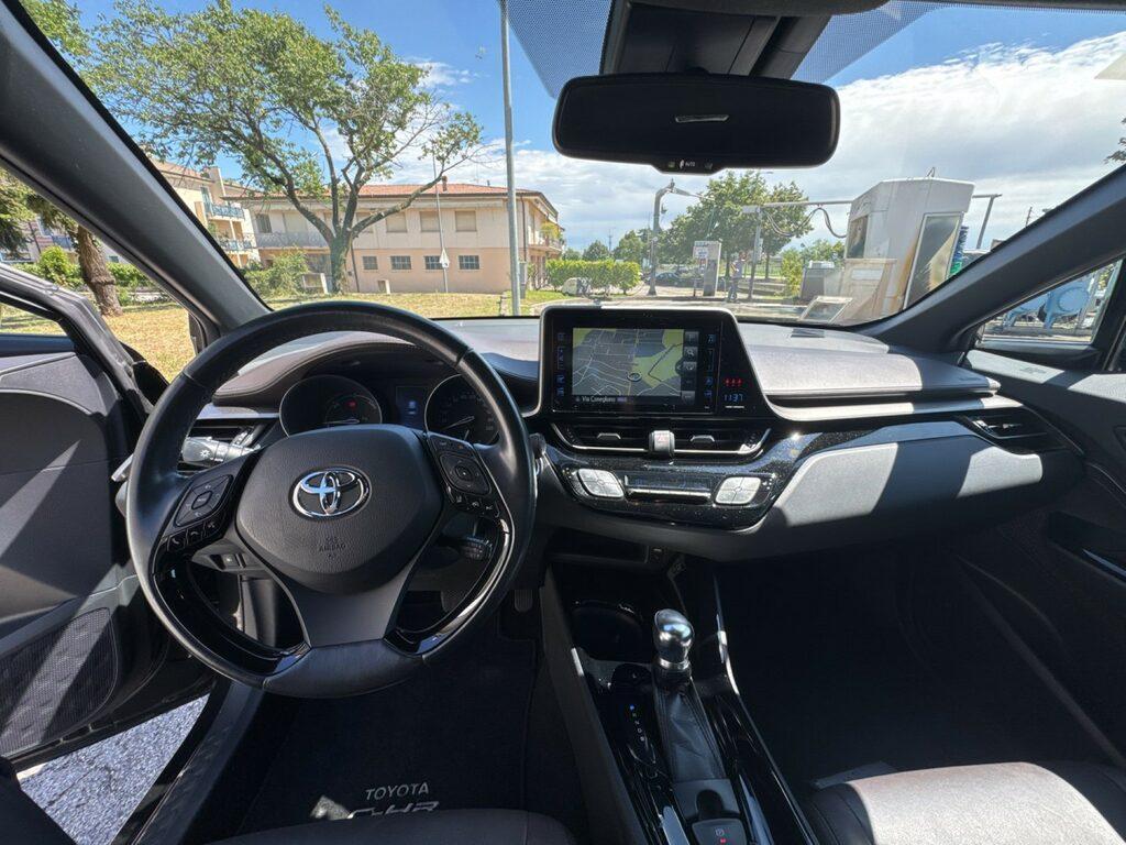 Toyota C-HR 5 Porte 1.8 Hybrid Lounge 2WD E-CVT