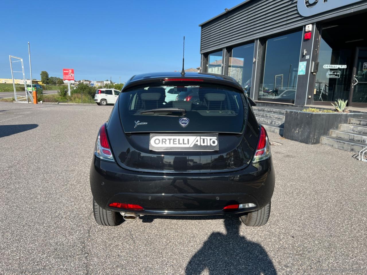 LANCIA Ypsilon 1.2 69 CV 5p. S&S Gold NEOPATENTATI