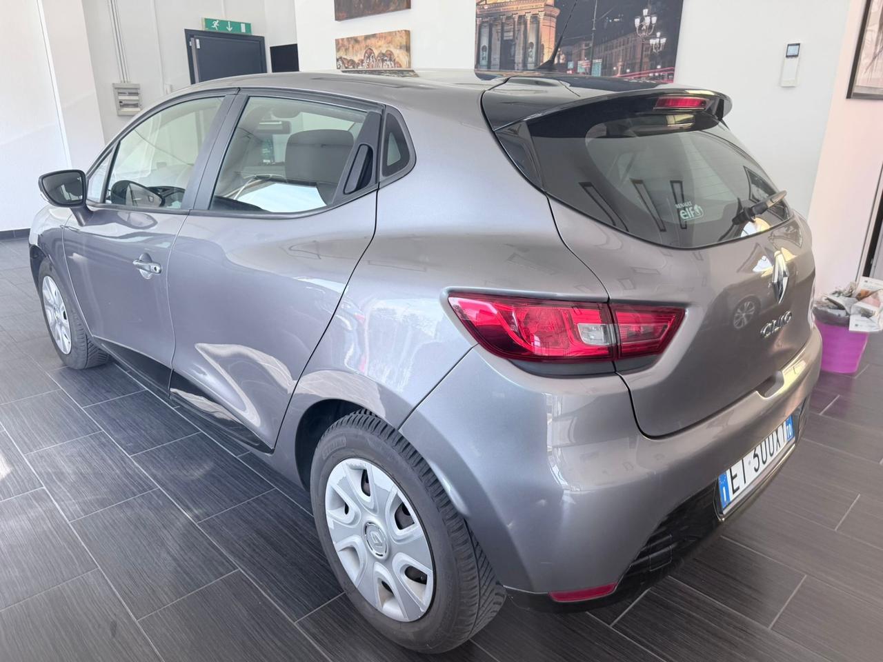 Clio 1.2 75CV GPL CASA MADRE