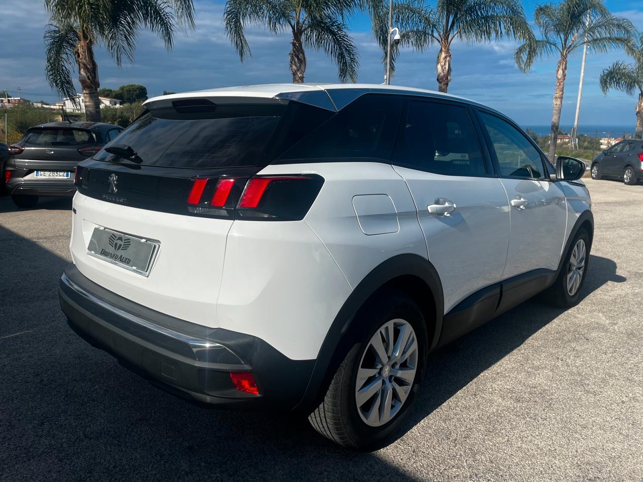 Peugeot 3008 BlueHDi 130 S&S Business