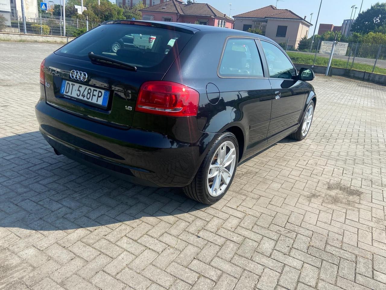 Audi A3 1.6 S-tronic Adatta a Neopatentati