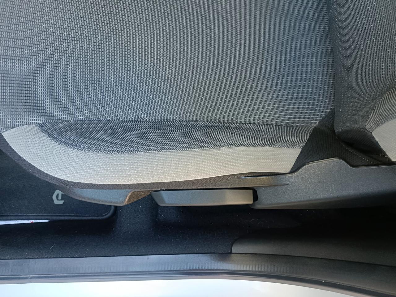 Toyota Aygo Connect 1.0 VVT-i 72 CV 5 porte x-play