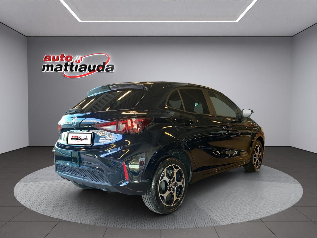 Mg MG3 HYBRID+ LUX