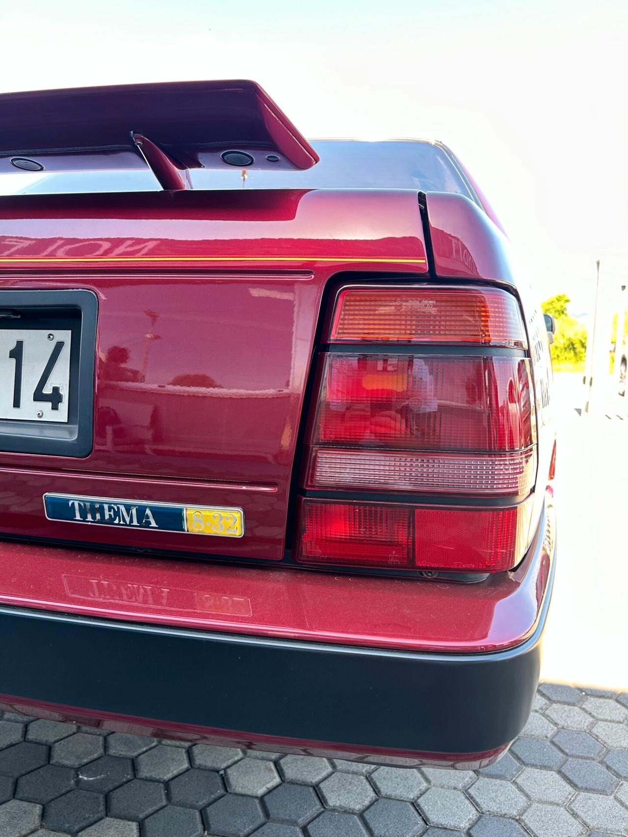 Lancia Thema 8.32 FERRARI