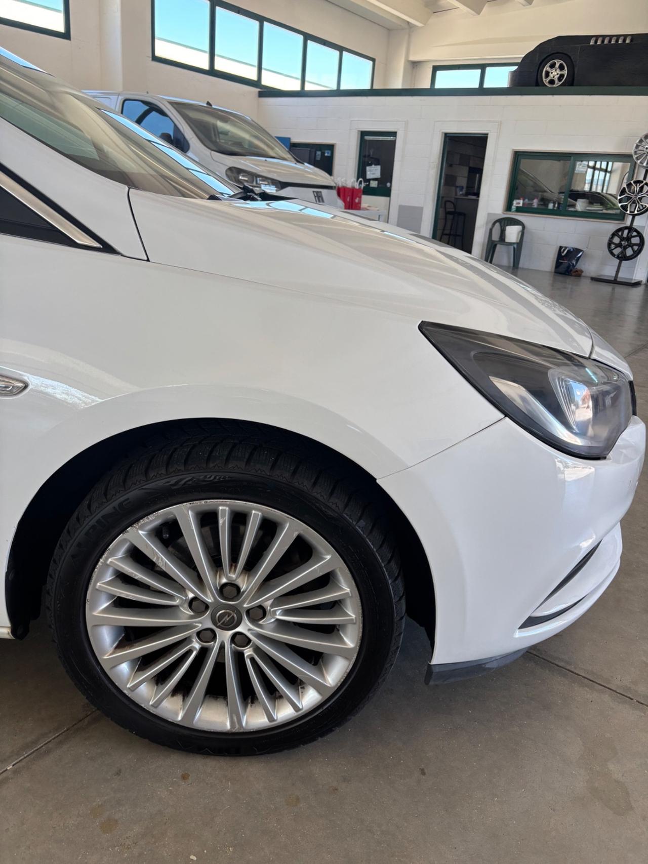 Opel Astra 1.6 CDTI 136CV 4 porte aut. Advance