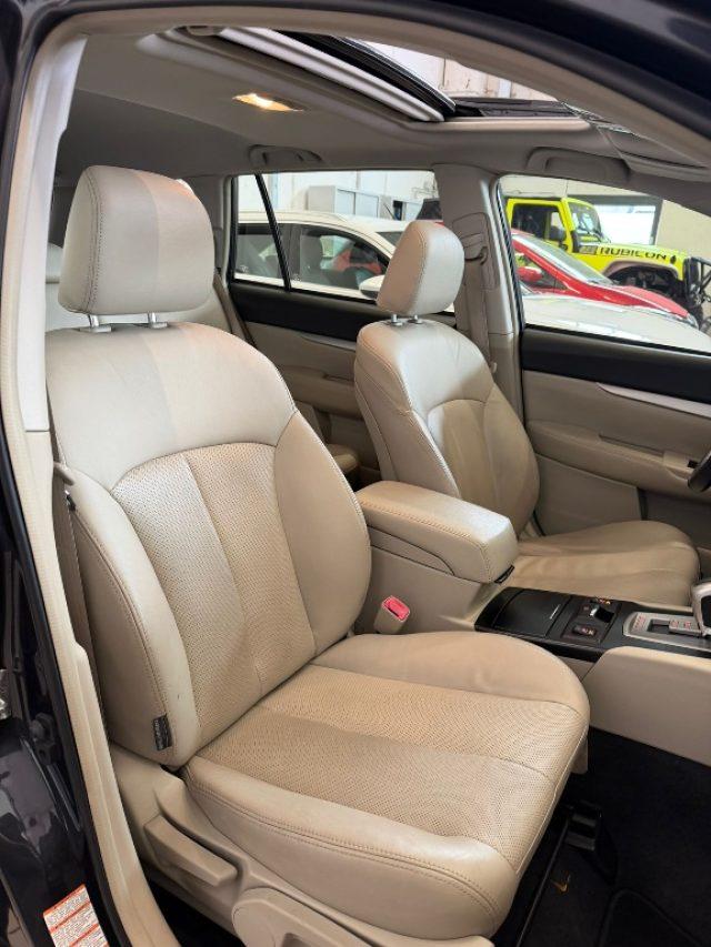 SUBARU OUTBACK 2.0D CVT Exclusive //FULL OPTIONAL//