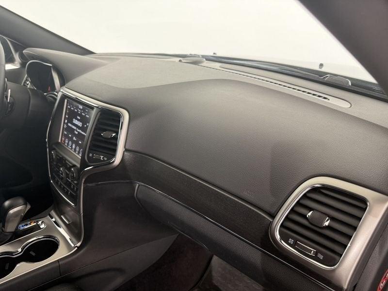 Jeep Grand Cherokee 3.0 V6 CRD 184kW Night Eagle