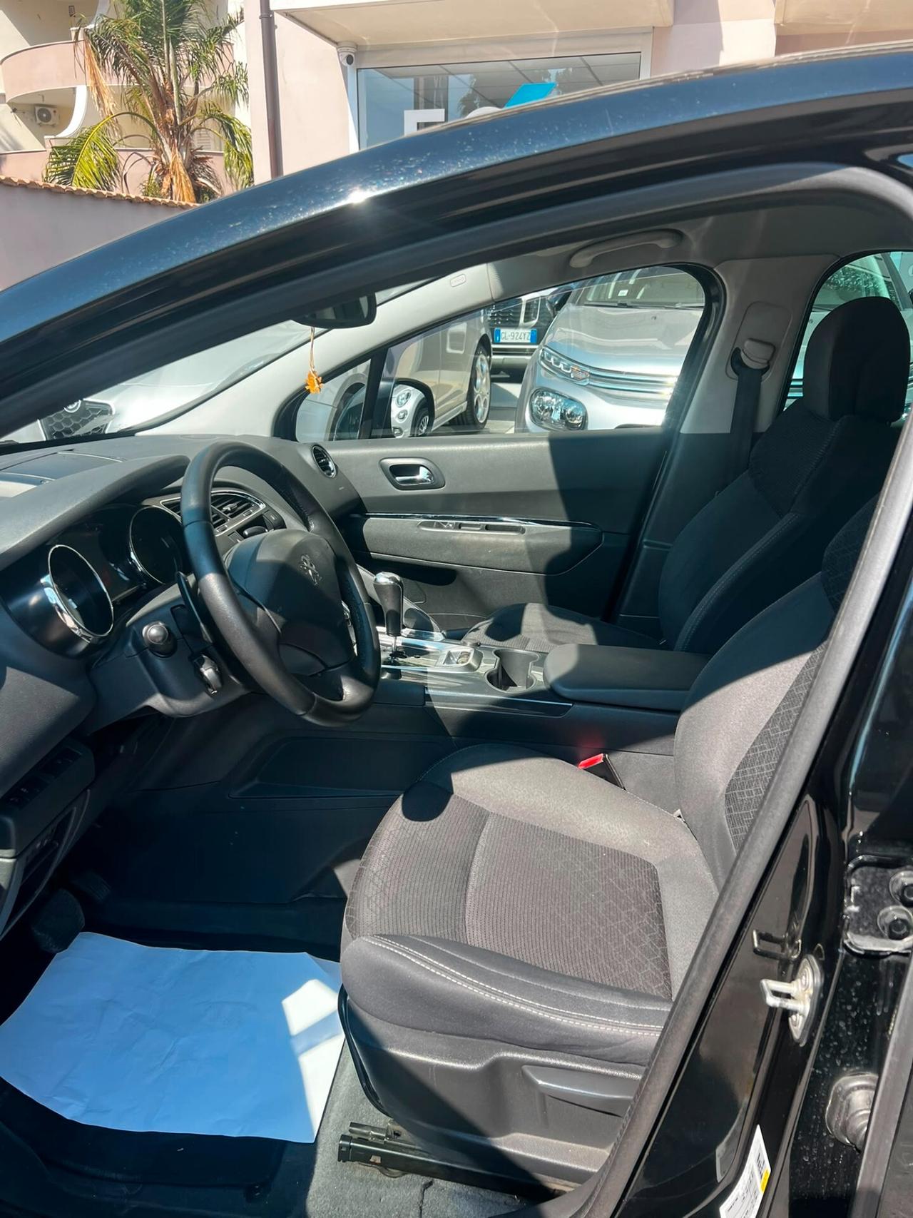 Peugeot 3008 1.6 e-HDi 115CV ETG6 Stop&Start Business