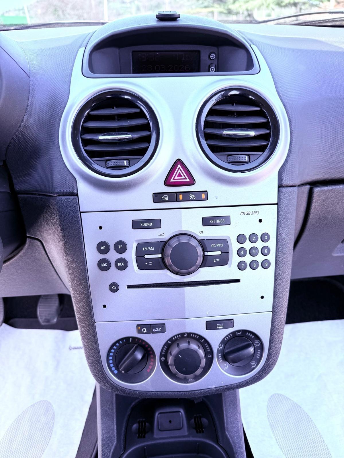 Opel Corsa 1.2 5 porte Ok neopatentati