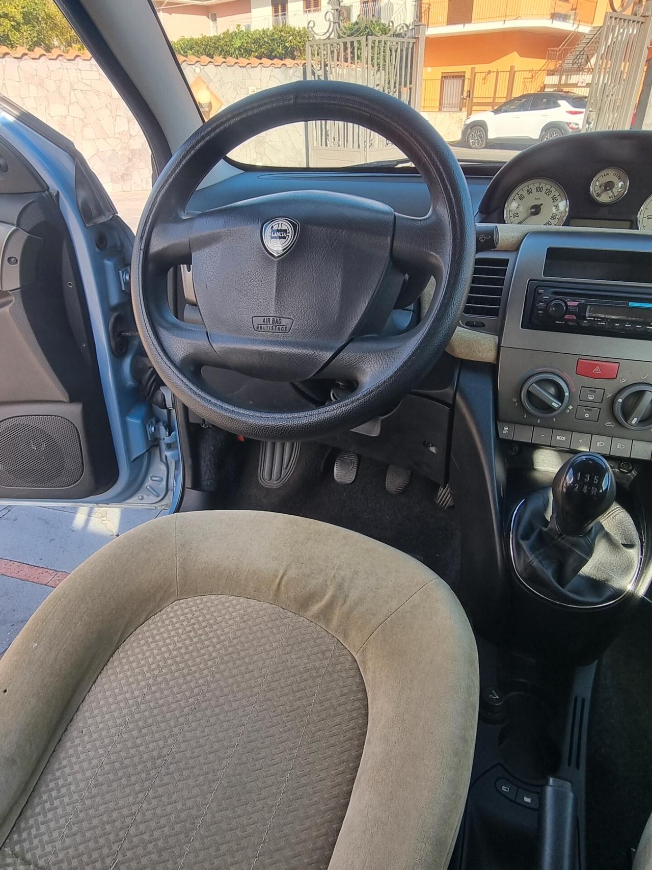 Lancia Ypsilon 1.3 Multijet 16V