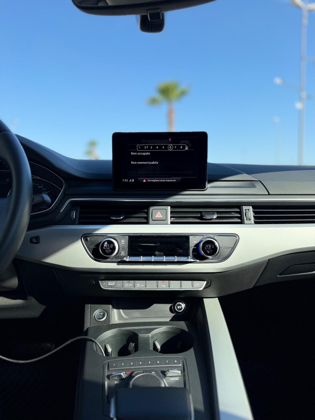 Audi A4 30 TDI S tronic Design