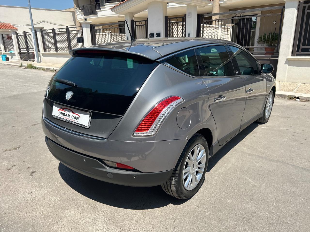 Lancia Delta 1.6 MJT DPF Gold