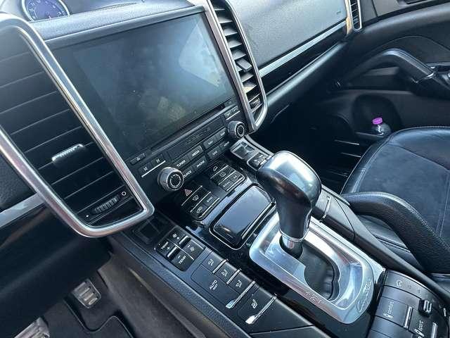 Porsche Cayenne 3.0 D platinum Edition full opt.