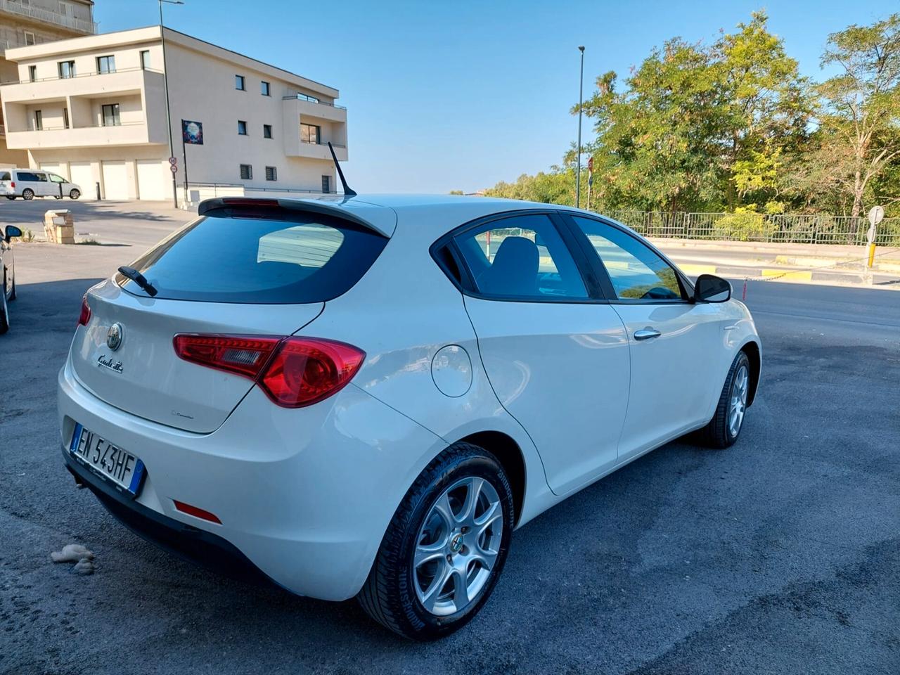 Alfa Romeo Giulietta 1.6 JTDm-2 105 CV Progression