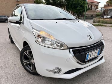 Peugeot 208 1.4 HDi 68 CV 99000km