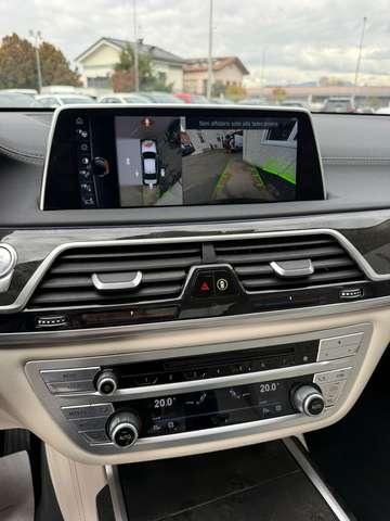 BMW 740 e Luxury autom HYBRID PLUG-IN