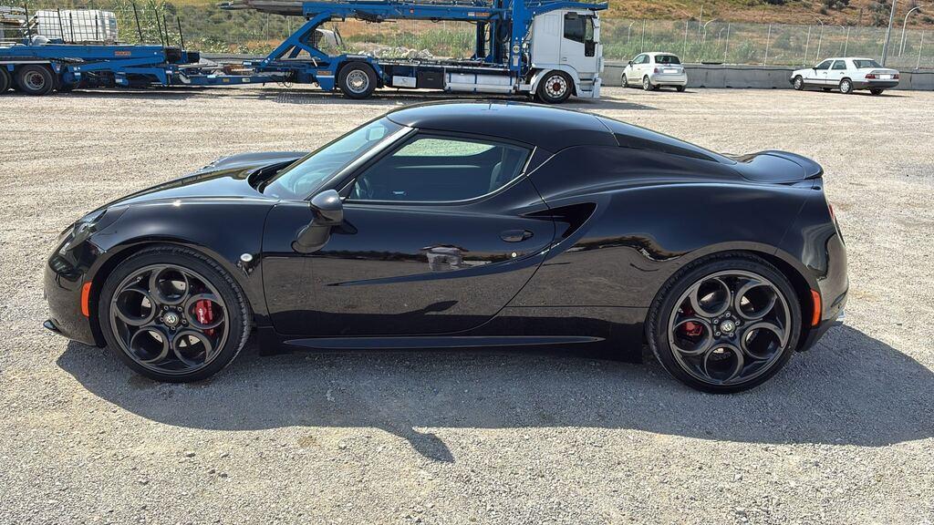 Alfa Romeo 4C Coupe 1750 TBi TCT