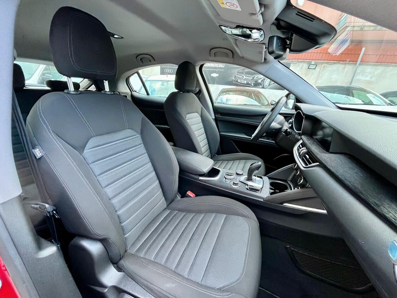 Alfa Romeo Stelvio 2.2 Turbodiesel 160 CV AT8 RWD Business