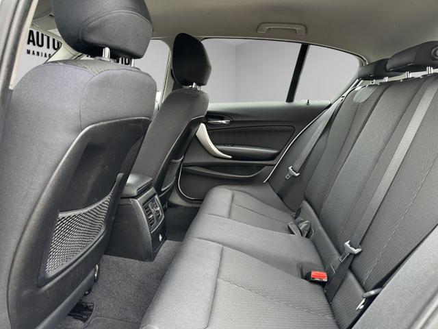 BMW 118 i 5p. Unique BIANCO PERLA