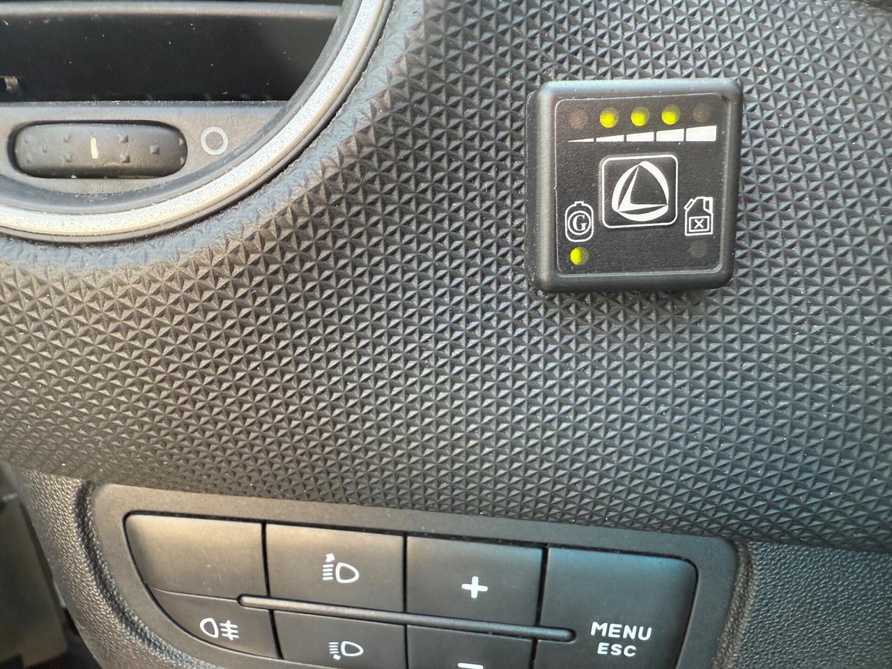 Fiat Punto 1.2 8V 5 porte Lounge Gpl