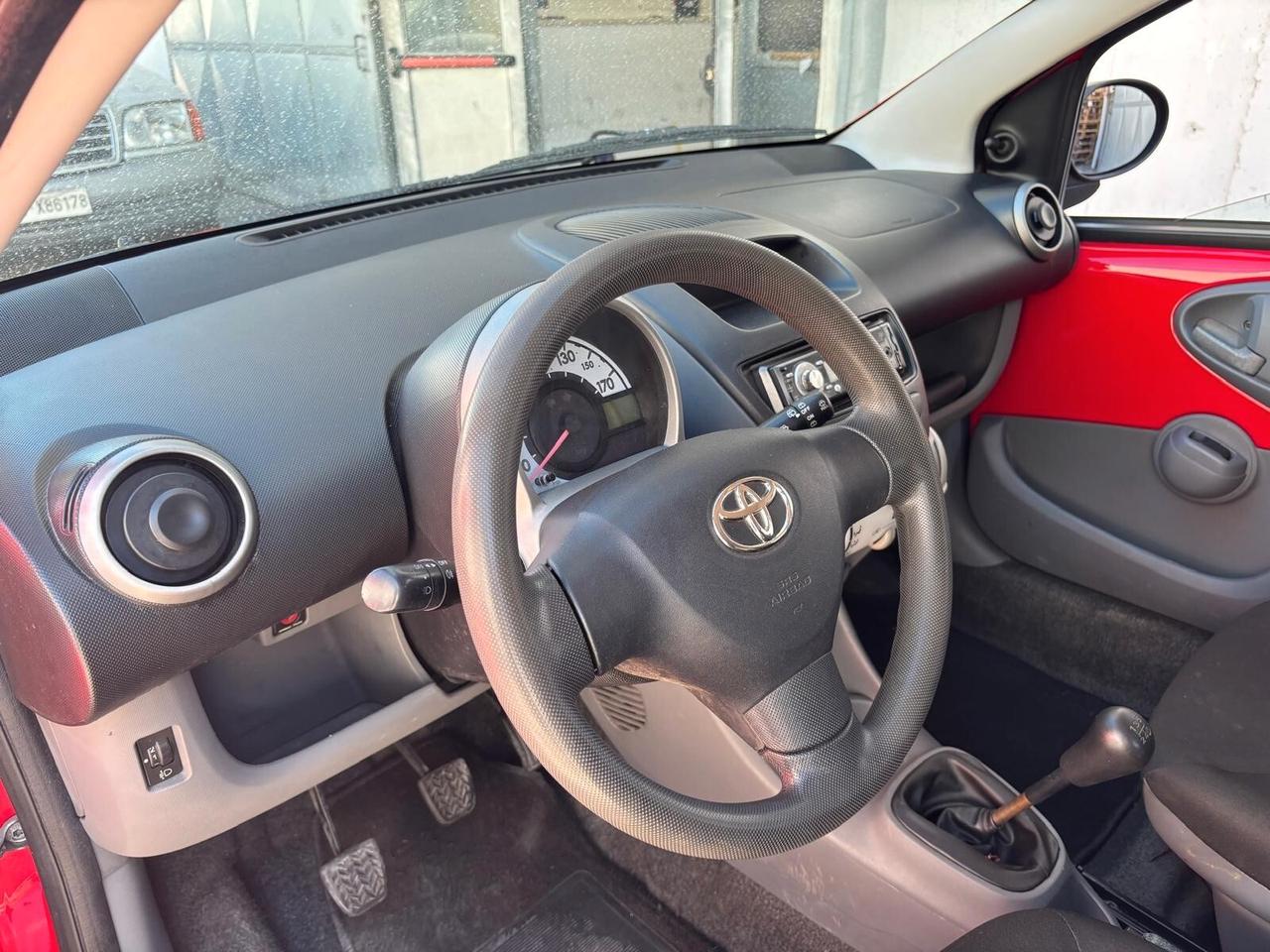 Toyota Aygo 1.0 12V VVT-i 5 porte
