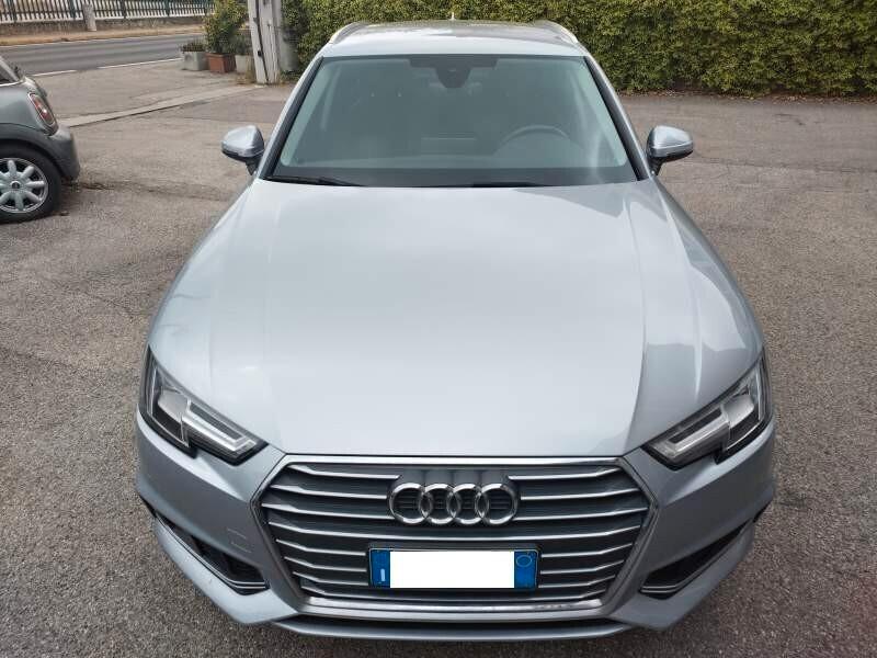 Audi A4 Avant 2.0 TFSI g-tron S-LINE MATRIX LED, ACC, CERCHI 18!!!!