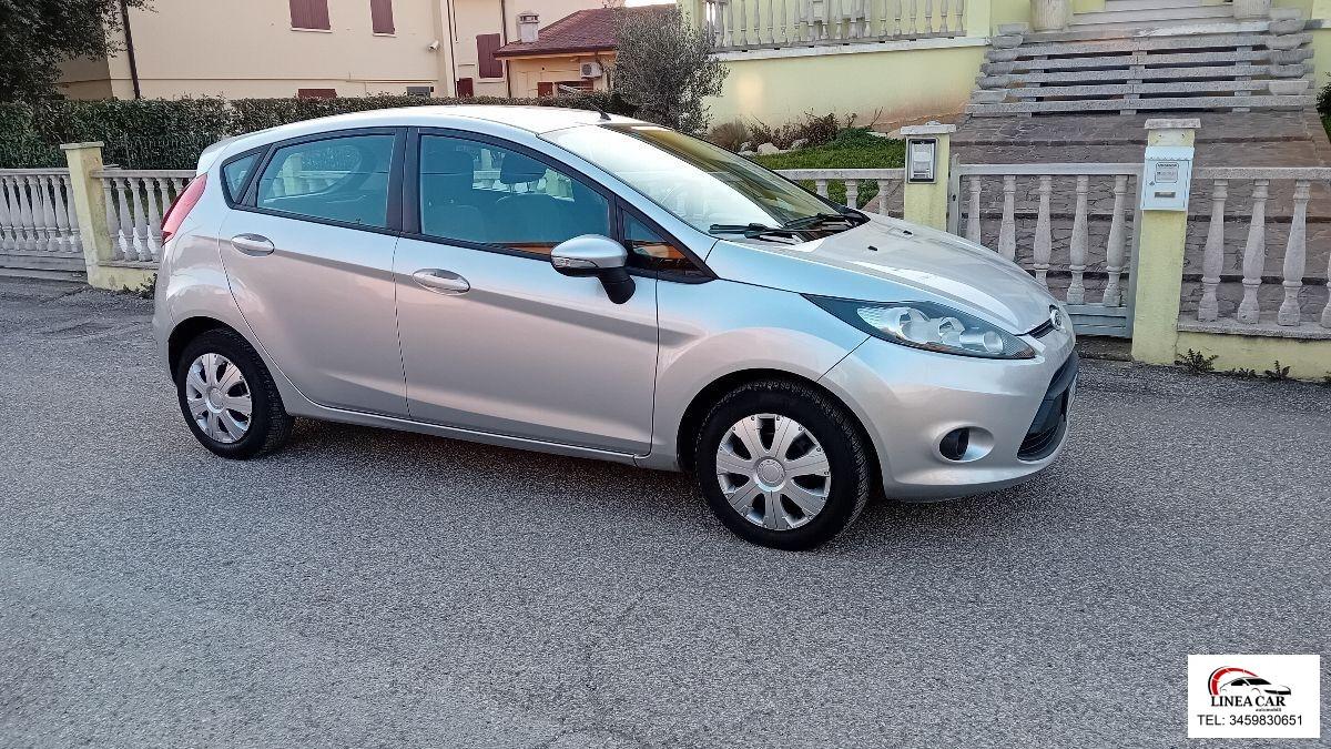 FORD - Fiesta 1.4 benzina/ gpl - ok neopatentati