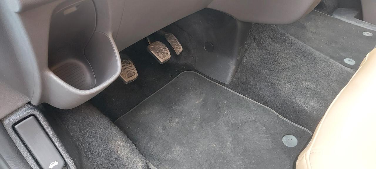 Ford Transit Custom AUTOCARRO 5 POSTI DHYBRID