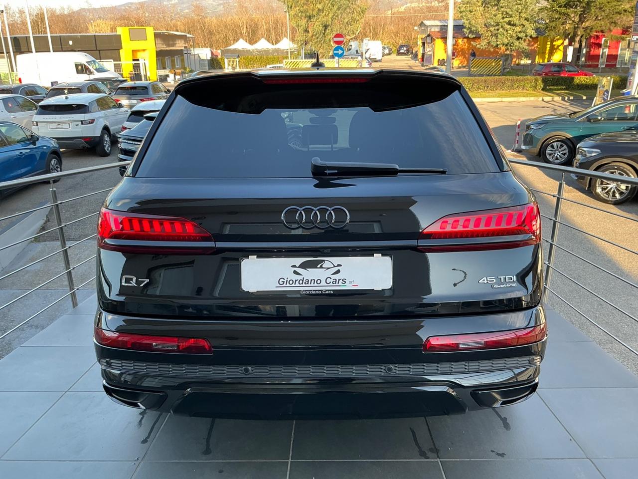 Audi Q7 45 TDI quattro tiptronic s Line 7 posti 231cv no sovrabollo