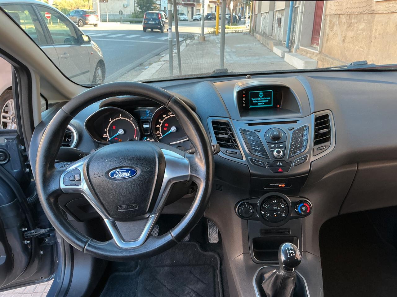 Ford Fiesta 1.5 TDCi 75CV 5 porte