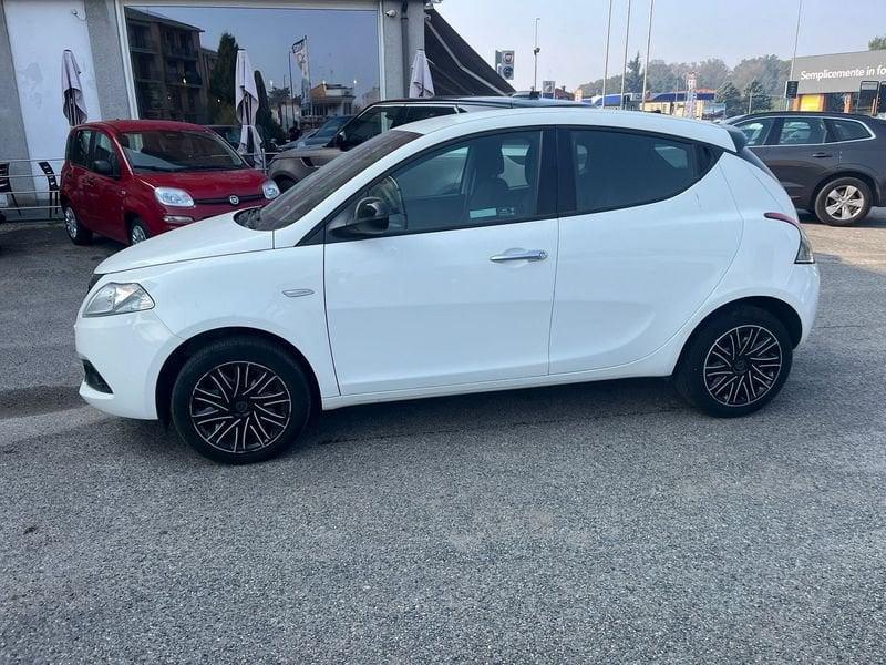 Lancia Ypsilon Ypsilon 1.0 FireFly 5 porte S&S Hybrid Silver Plus