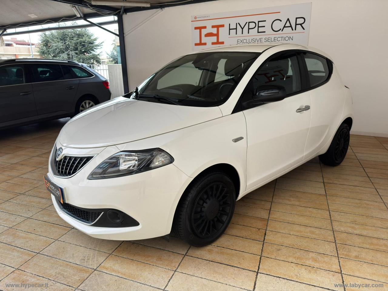 LANCIA Ypsilon 1.0 FireFly 5p.S&S Hybrid Silver
