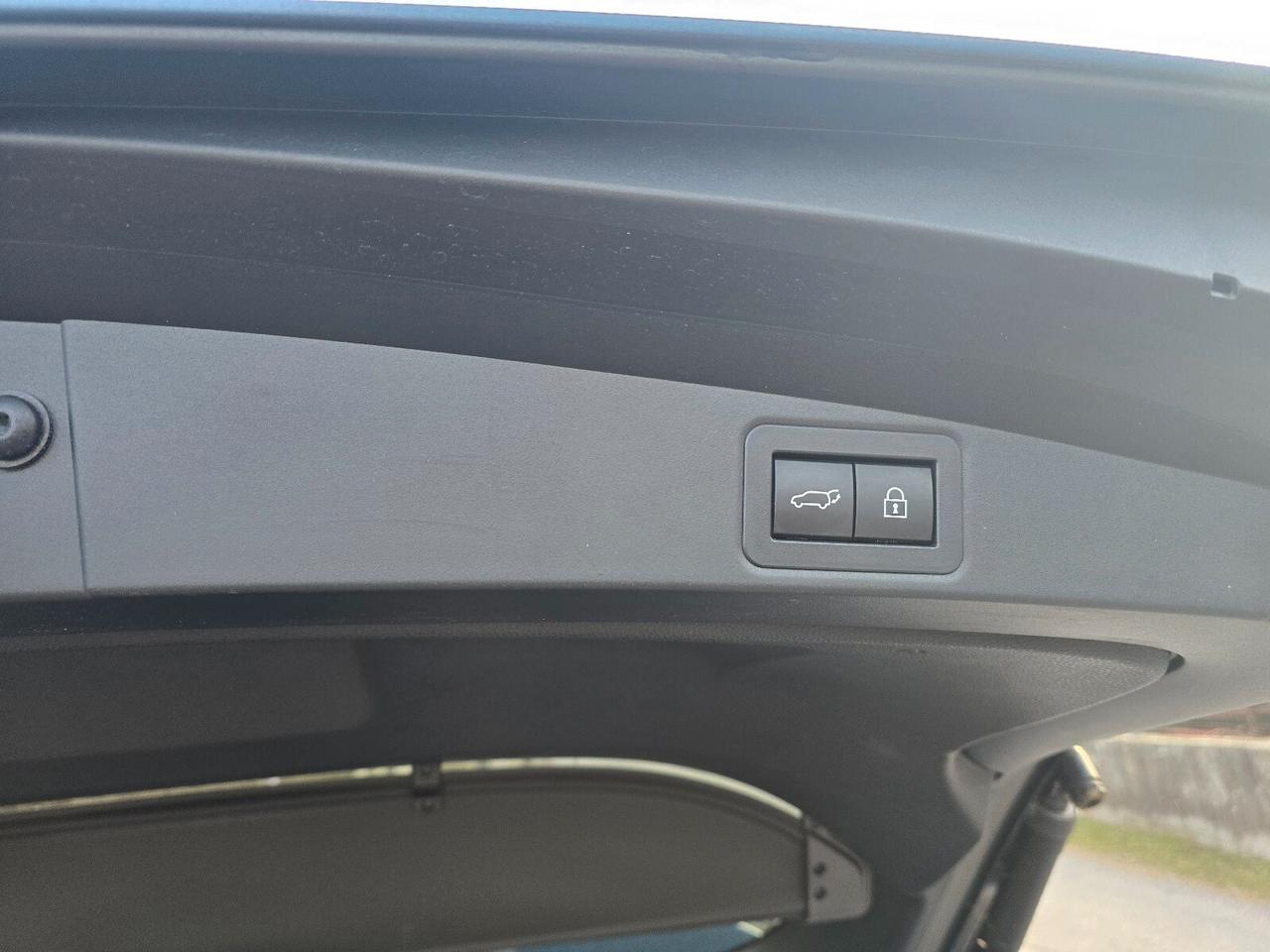 Toyota Corolla Touring Sports 2.0 Hybrid Lounge