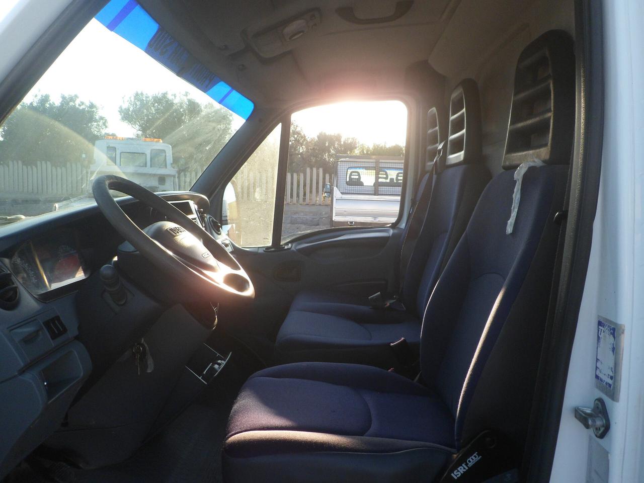 Iveco Daily 35s12 furgone medio alto